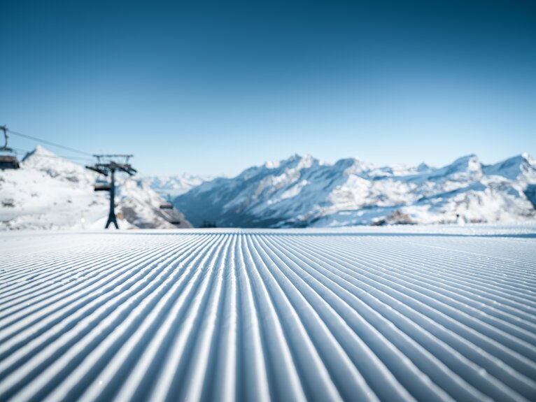 Die frischpräparierten Rillen in den Zermatter Skipisten  | © Zermatt Bergbahnen