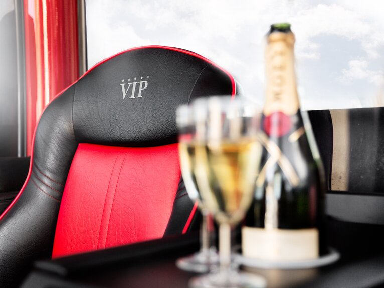 The champagne is ready in the VIP gondola. | © Pedro Rodrigues