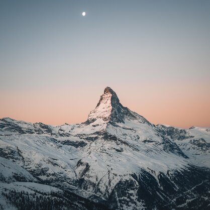Sunrise behind the Matterhorn at Blauherd | © Gabriel Perren