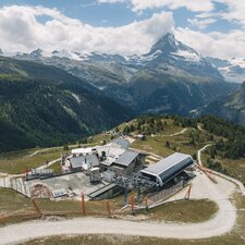 Immagine da drone della stazione di Sunnegga | © Gabriel Perren